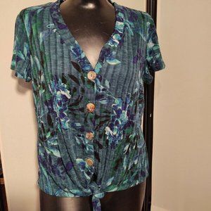 CLEARANCE SALE! Ophelia Rowe Tie Front Top - Sz. S